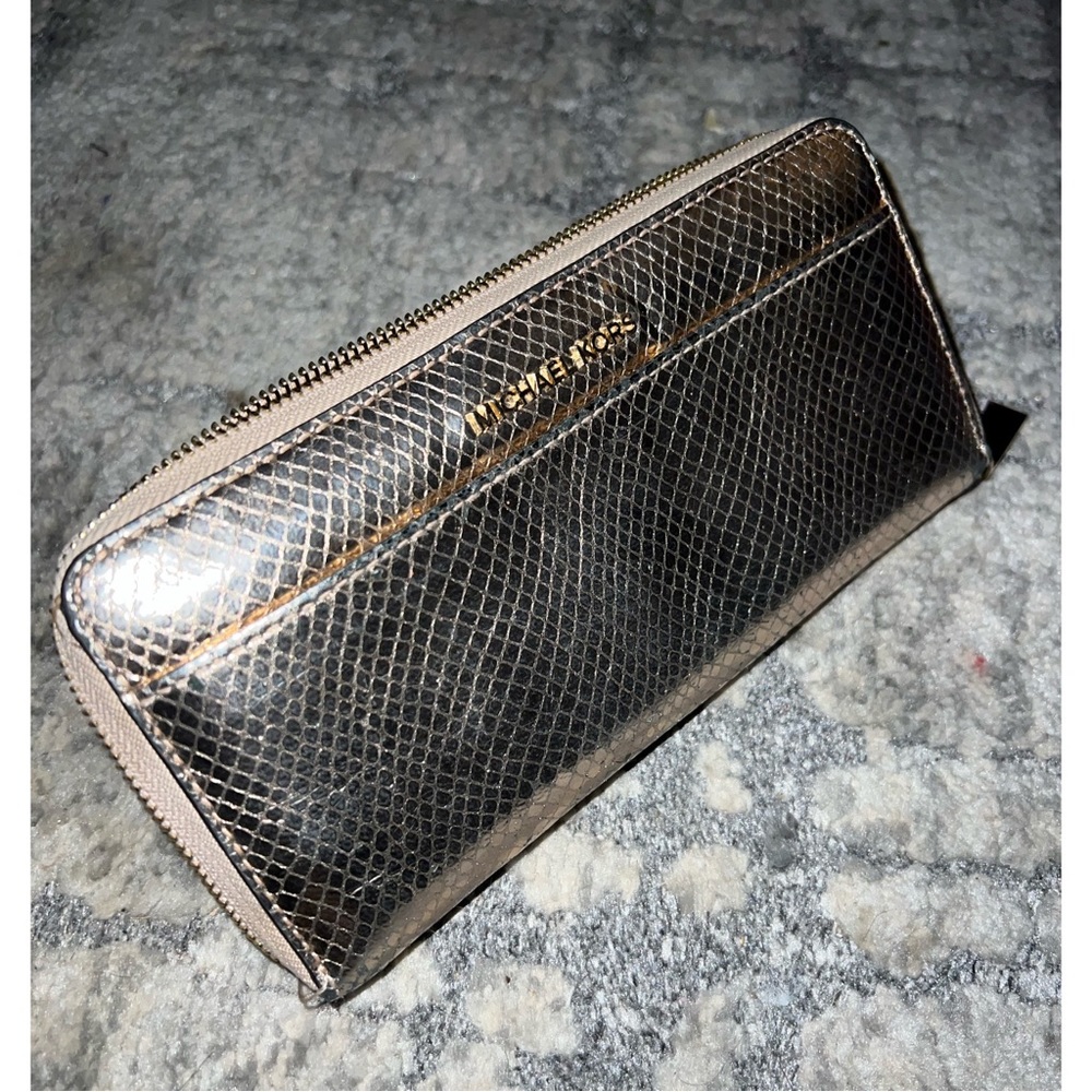 Michael Kors Gold Metallic Wallet